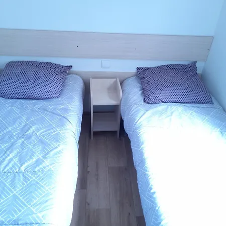 Camping Natherem, 3ch Dont 1 Parentale, 2 Sdb à Julien En Born Dans 4 étoile *