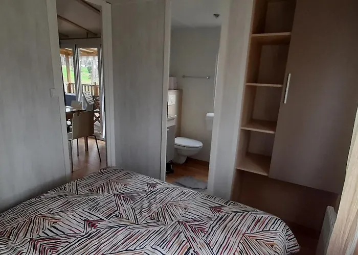 营地 Natherem, 3ch Dont 1 Parentale, 2 Sdb A Julien En Born Dans 4 Etoile 波讷地区圣朱利安